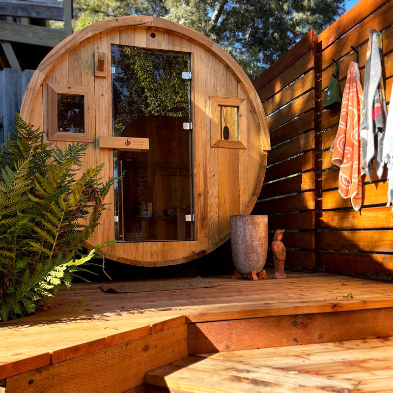 Barrel Outdoor Sauna - 6 Person w/ Harvia KIP 8kW Heater
