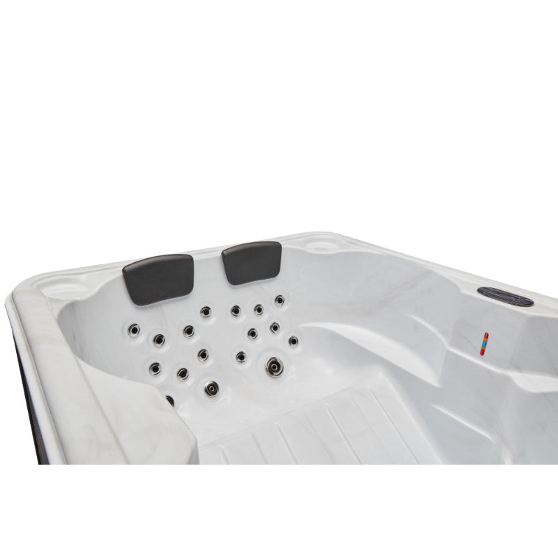Regal 4-Person Hot Tub
