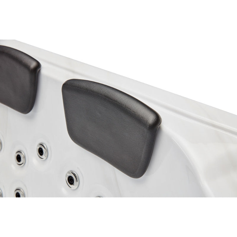 Regal 4-Person Hot Tub