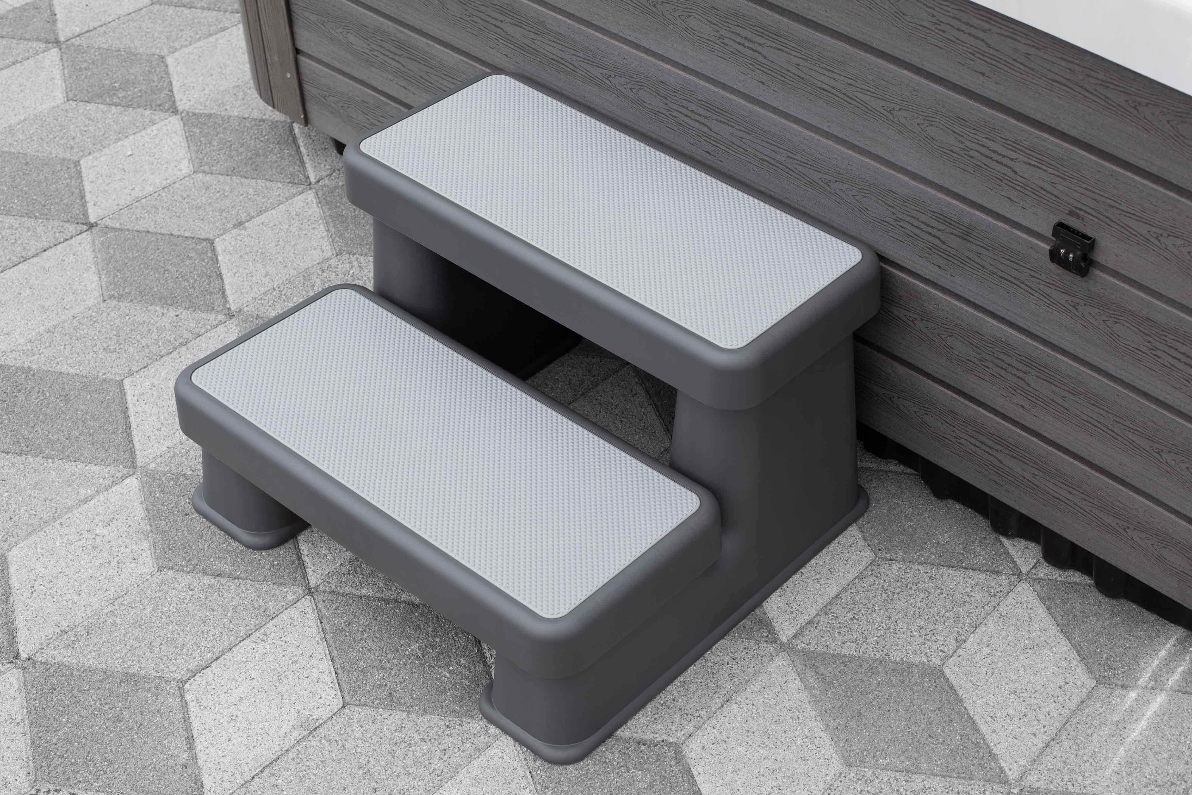 Spa step