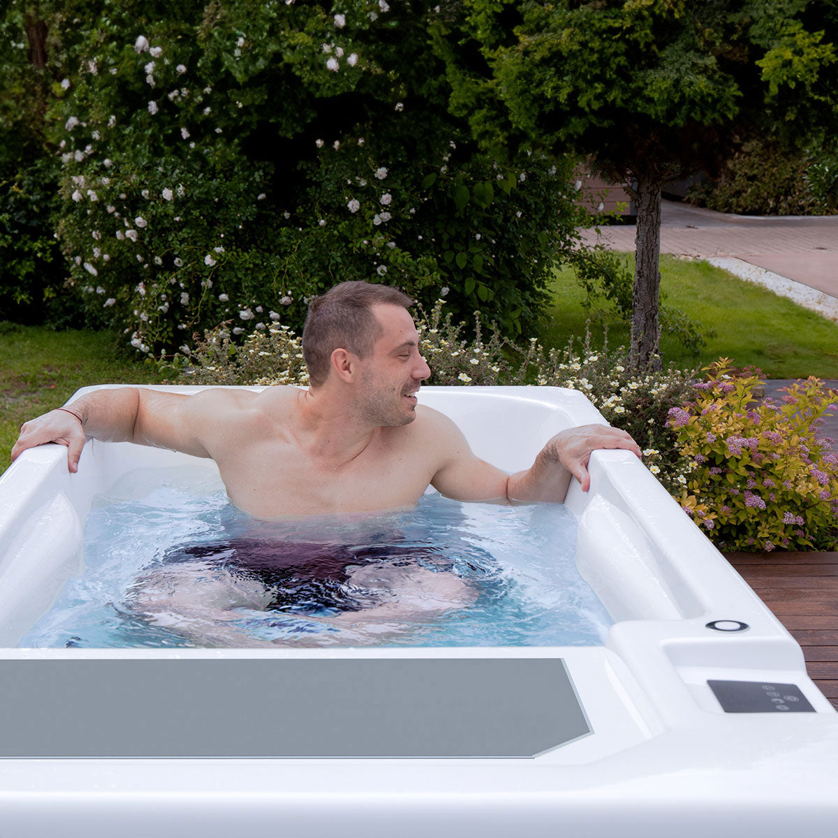 Alaska Pro 1-Person Cold Plunge Tub
