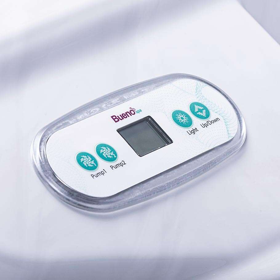 Chicago 7-Person 50-Jet Square Hot Tub