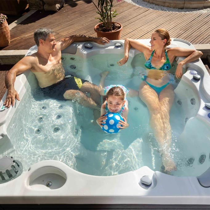 Jersey 6-Person 46-Jet Square Hot Tub