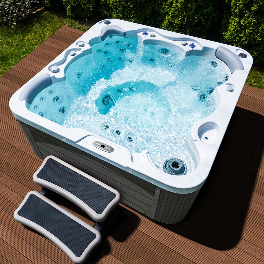 Jersey 6-Person 46-Jet Square Hot Tub