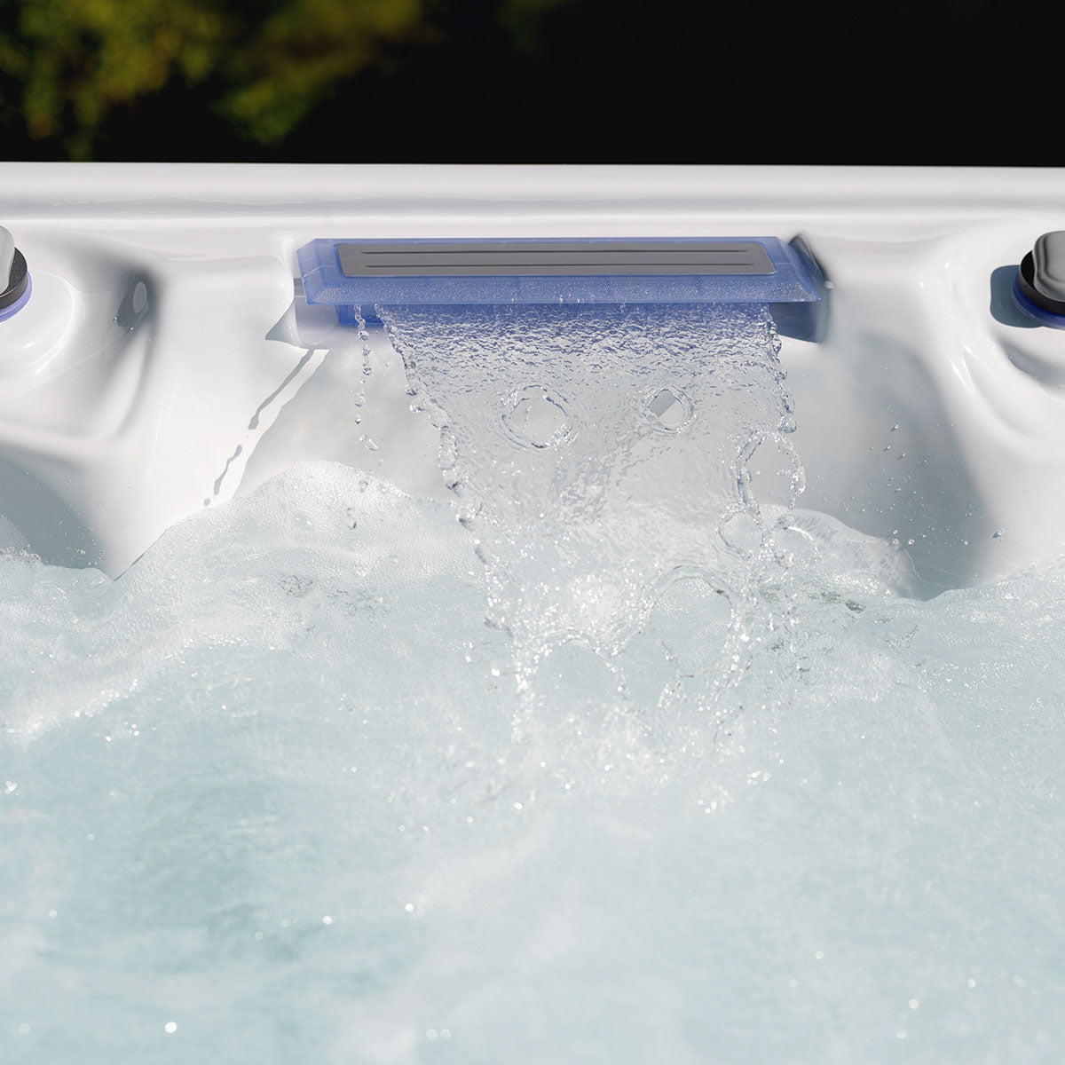 Dallas 6-Person 82-Jet Square Hot Tub