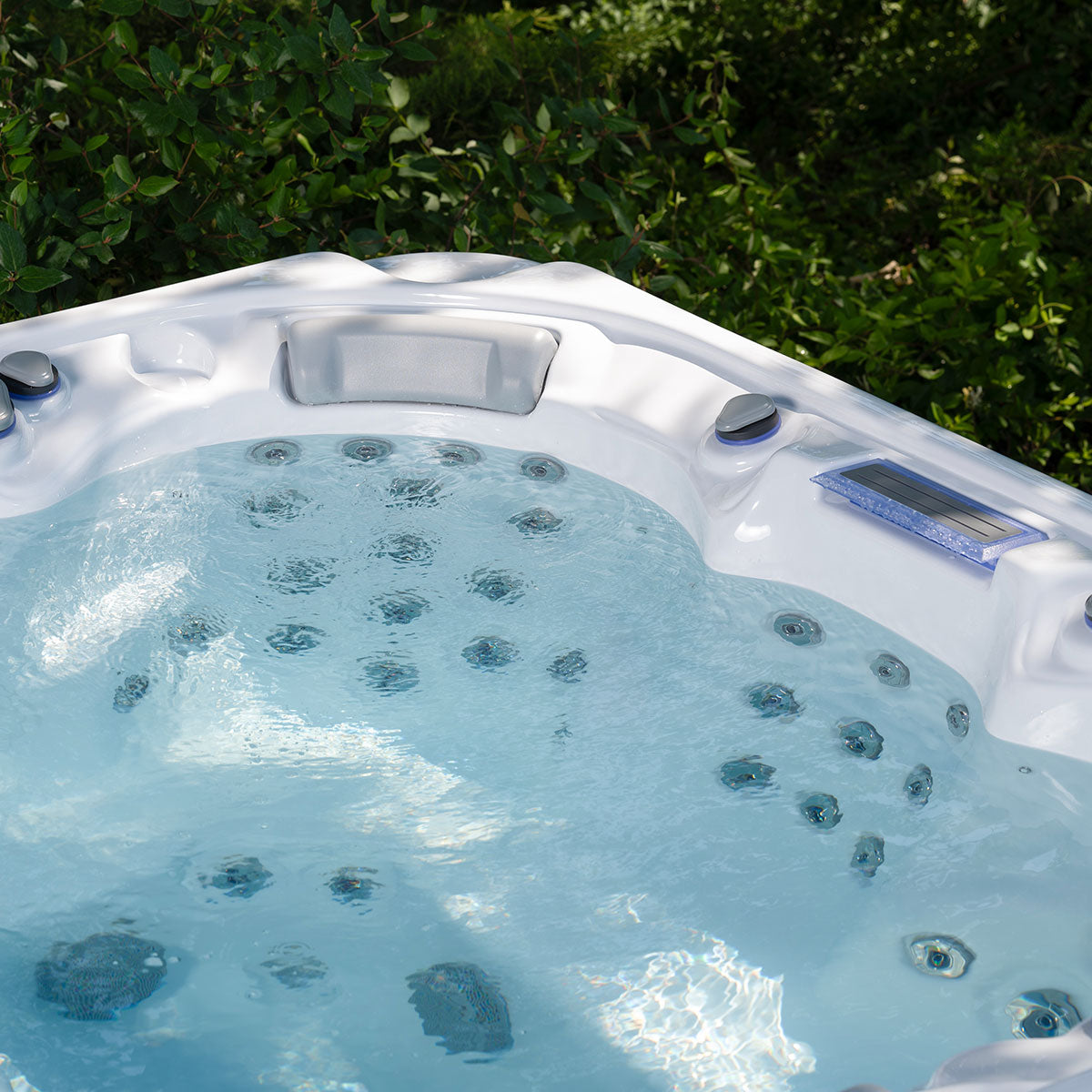 Dallas 6-Person 82-Jet Square Hot Tub