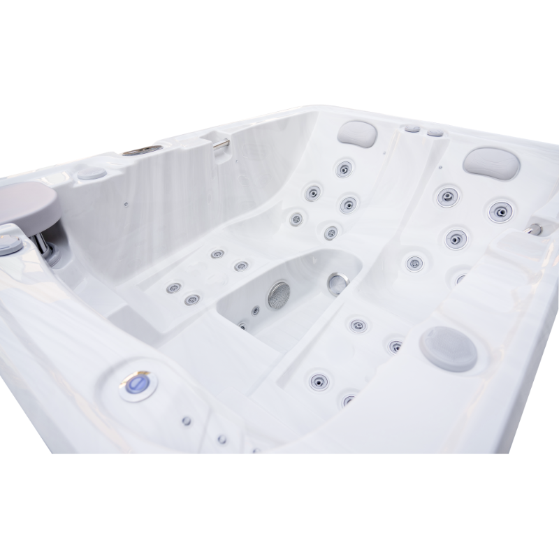 Largo 3-Person Plug & Play Hot Tub