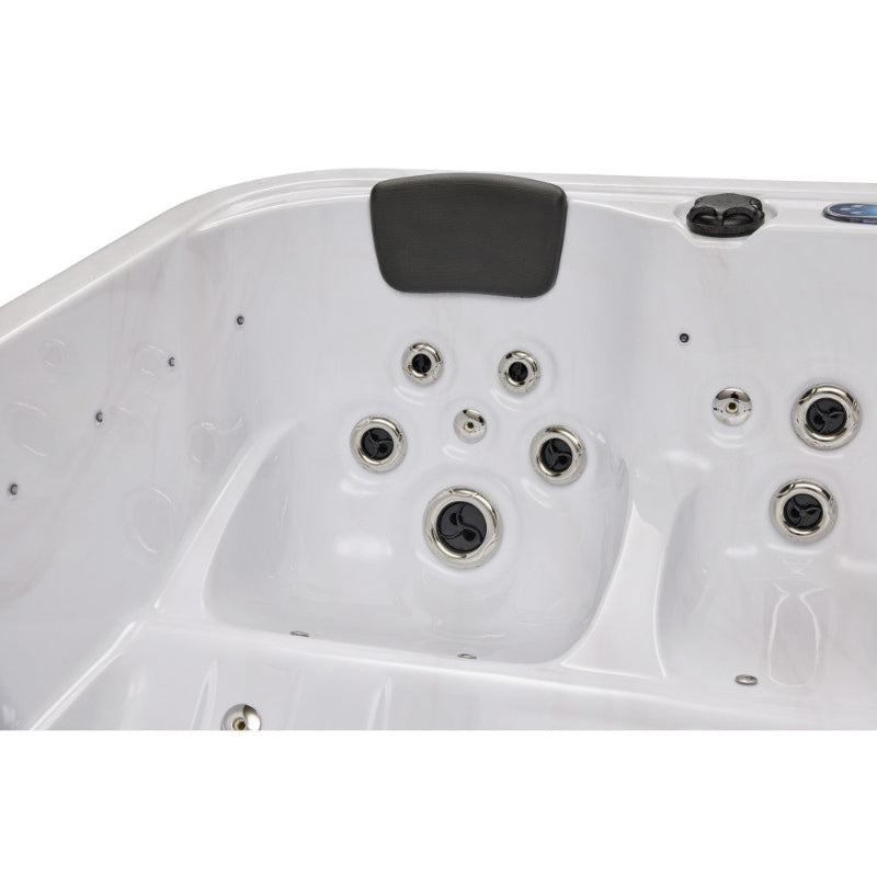 Social 5-Person Hot Tub