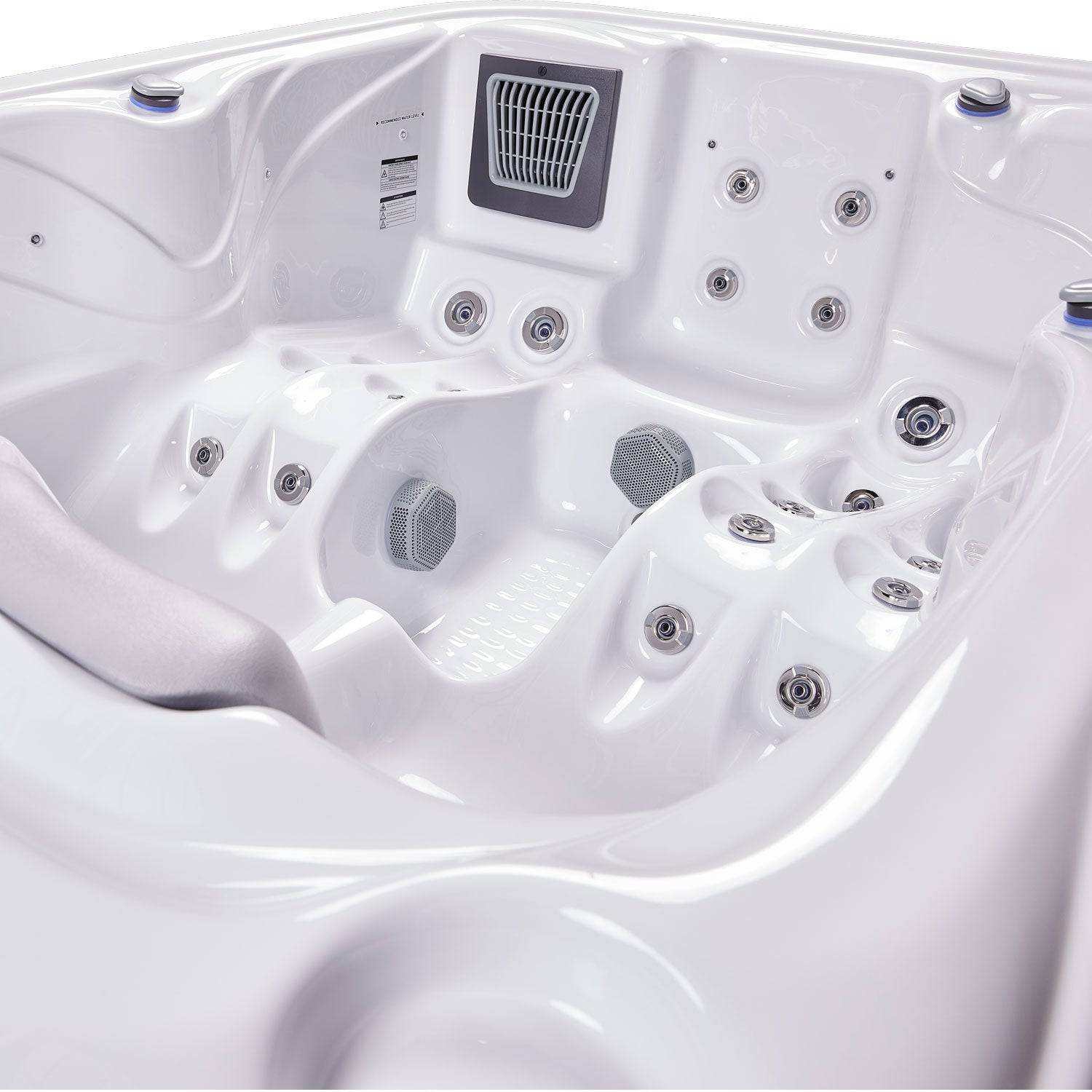 Atlanta 3-Person 37-Jet Hot Tub