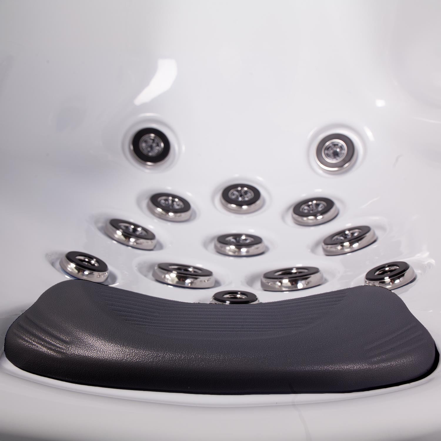 Hollywood 5-Person 51-Jet Square Hot Tub